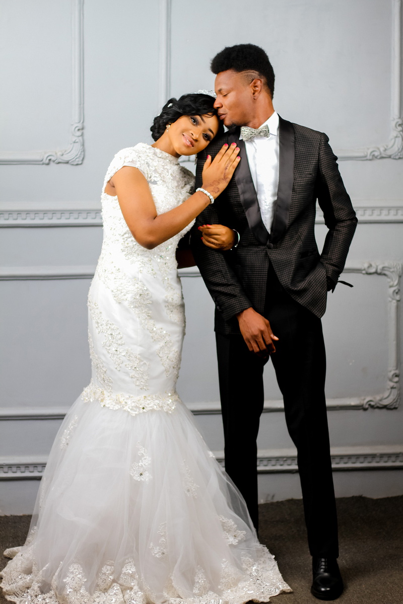 life events, bridegroom, groom, romantic, portrait, bridal, wife, romance, young men, positive emotion, men, two people, photoshoot, wedding, couple, women