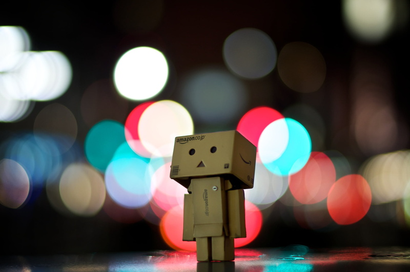 focus, bokeh, character, New York City, figurine, night, danbo, f/1.4, new york  New York, defocused, nikon, selective, 1080P, Five, revoltech, d5000