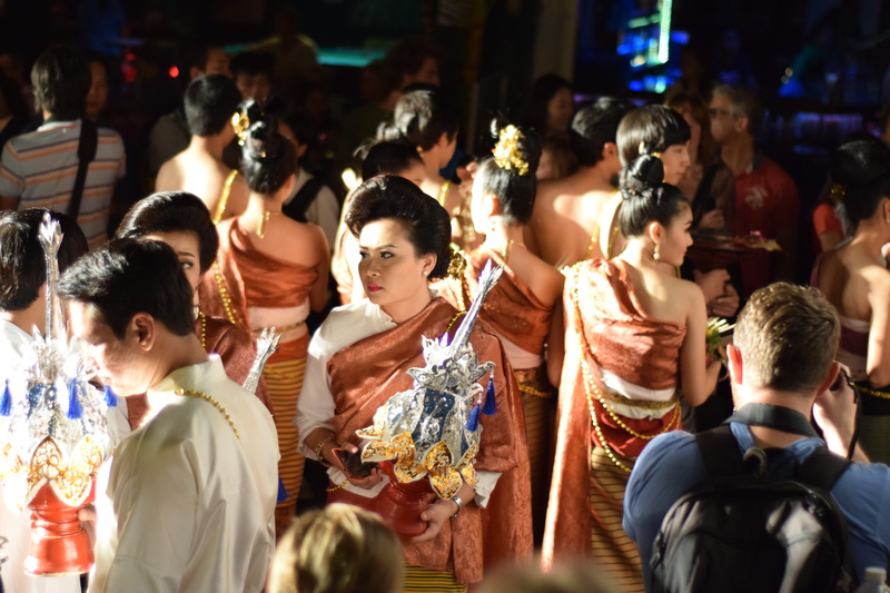 5K, adult, girls, night market, lifestyles, thailand, females, large group of people, child, crowd, women, chiang mai, real people, event, men, religion