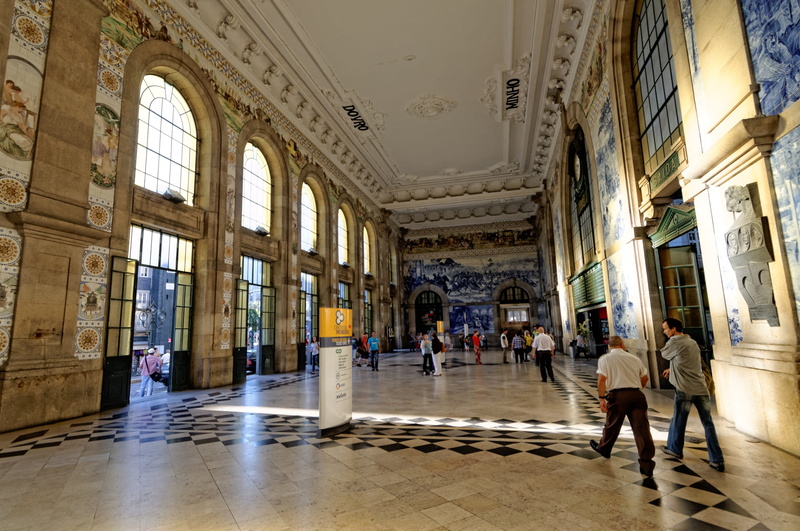 built structure, window, flooring, pattern, men, porto, ceiling, lifestyles, tiled floor, adult, group of people, architecture, tourism, 4K, group, walking