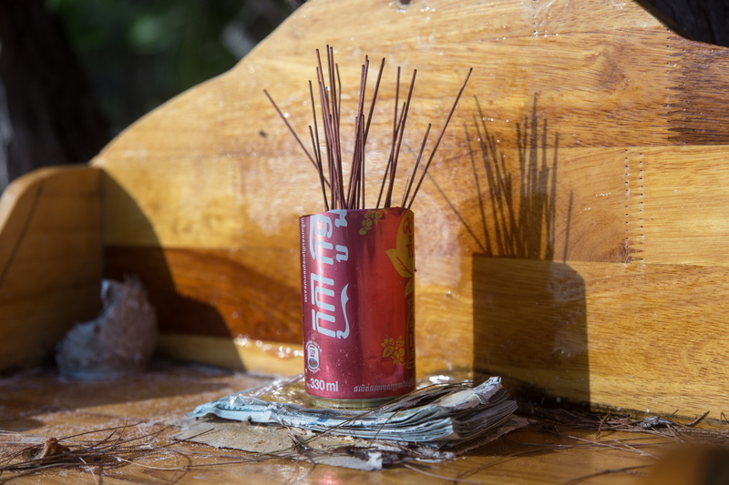 5K, altar, cambodia, architecture, wood, still life, can, no people, koh rong sanloem, container, krong preah sihanouk, number, brown, red, wood - material