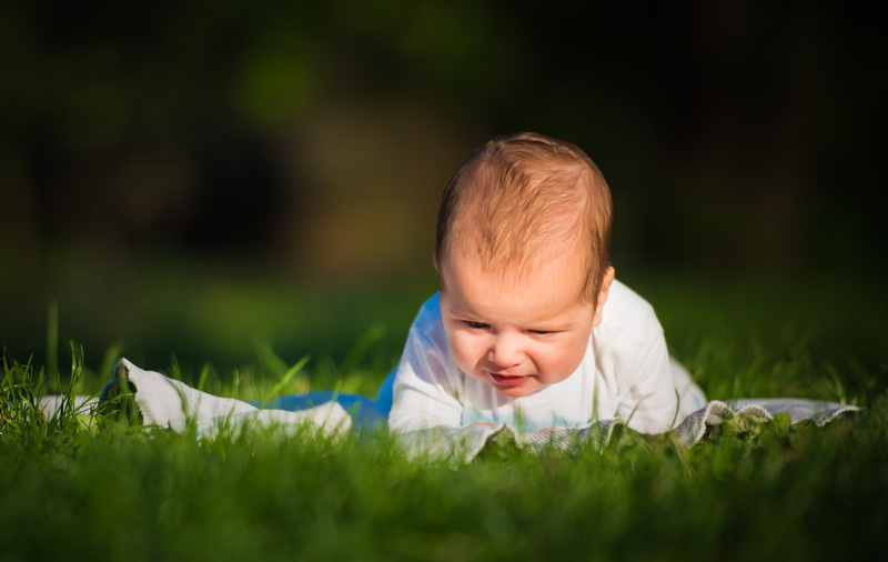 real people, green color, young, men, babyhood, first steps, child, lake, sun, blog, front view, baby, one person, portrait, nature, life, childhood, wonderful