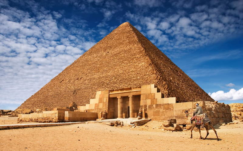 building exterior, tourism, the past, outdoors, architecture, Egyptian, climate, built structure, ancient civilization, land, desert, animal themes, travel destinations