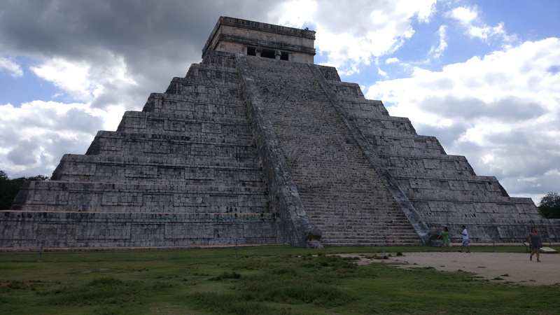 pyramid, history, old, low angle view, outdoors, religion, chichen itza, place of worship, archeology, tourism, day, ancient, nature, travel, ancient civilization