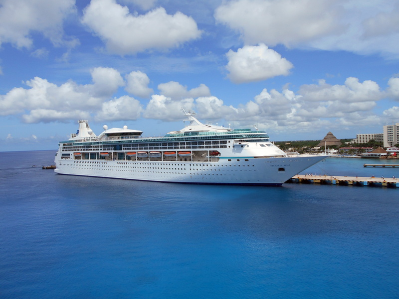 travel, sea, yacht, outdoors, gray, 5K, water, dock, tourism, travel destinations, caribbean, mode of transportation, ship, transportation, passenger craft