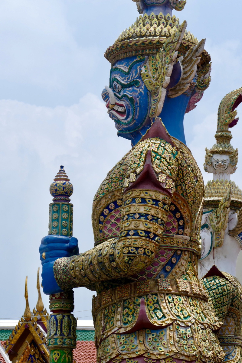 spiritual, bangkok, spirituality, temple, golden, statue, creativity, belief, warrior, religion, rest, 2K, stature, sky, male likeness, idol, figure, demon - fictional character