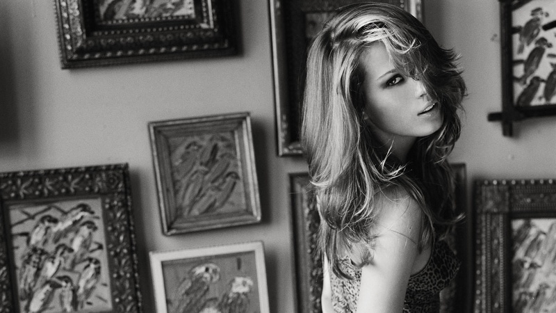side view, monochrome, 1080P, Petra Nemcova, women, face, model