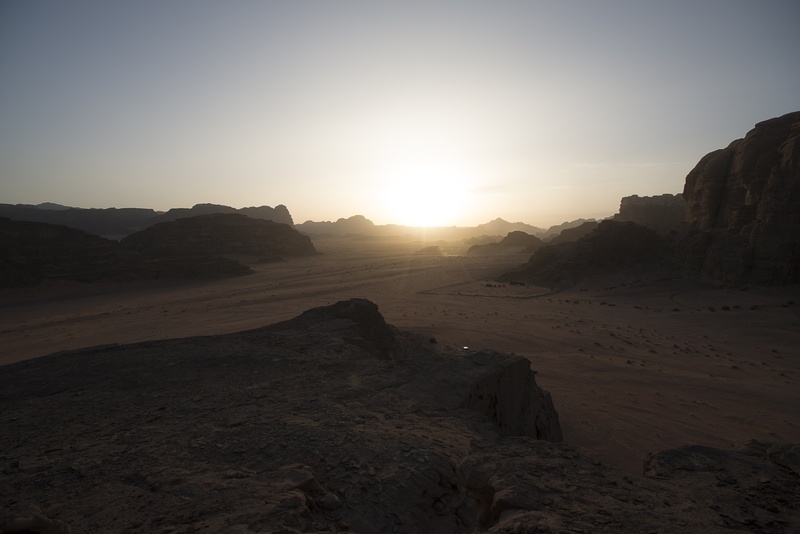 rock, 2K, solid, tranquil scene, climate, beauty in nature, sun, sunlight, non-urban scene, land, world heritage, travel, scenics, desert, outdoors, wadi rum