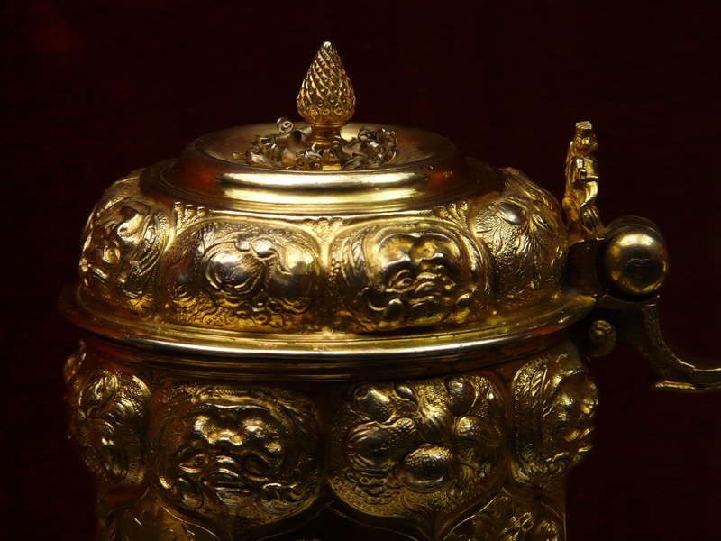 indoors, gilded, valuable, art and craft, ornate, carving - craft product, architecture, shiny, ancient, craft, metal, sculpture, gold colored, 2K, bronze - alloy