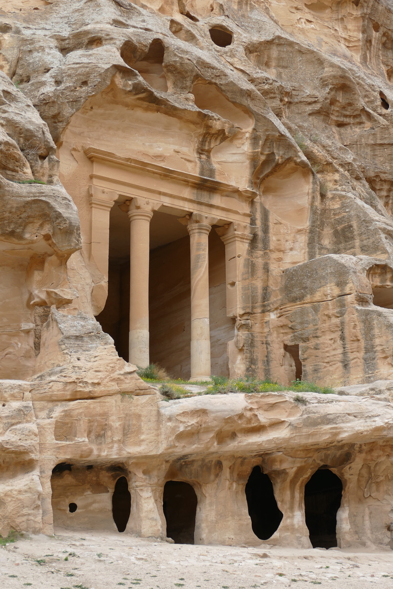 antique, old, 5K, jordan, low angle view, building, unesco, day, grave, rock, tourism, temple, historically, architectural column, ancient, the past, no people