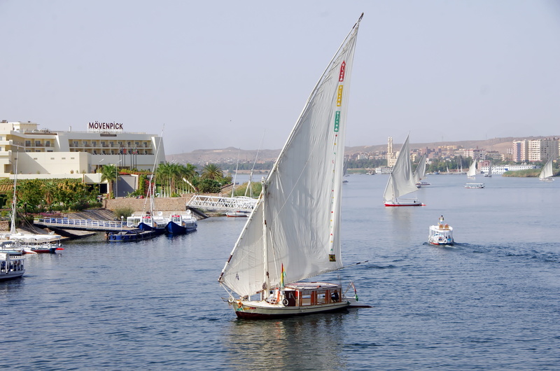 day, nautical vessel, water, nature, navigation, clear sky, architecture, idleness, nile, sailboat, boat, incidental people, outdoors, yacht, building exterior