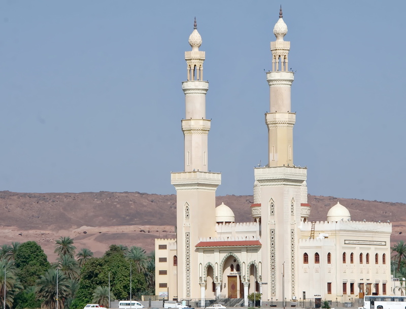 place of worship, blue, architecture, tourism, sky, minaret, clear sky, outdoors, architectural column, great mosque, building, religion, built structure