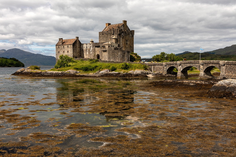 bridge, Scotland, 2K, stones, mountains, Bay, castle, trees, nature, Eilean Donan Castle, the sun