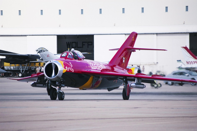 fighter jet, strip, landing, jet, landing strip, mig-17, 2K, fighter, fresco, mig