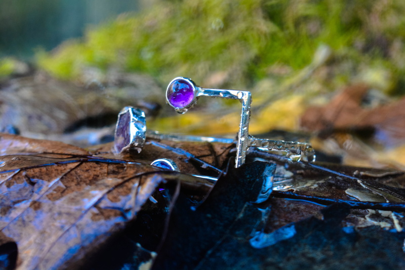 field, drop, wet, leaf, design, jewel, focus on foreground, day, plant part, gemstones, selective focus, 5K, style, amethyst, fashion, land, vulnerability
