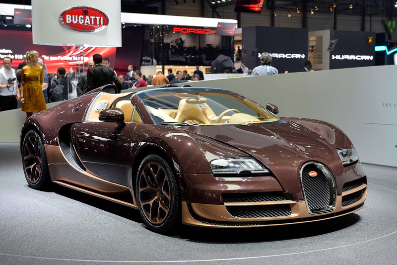 grand, competition, motorsport, group of people, performance, racecar, shiny, expense, bugatti, wheel, transportation, new, elegance, veyron, group, sports Race