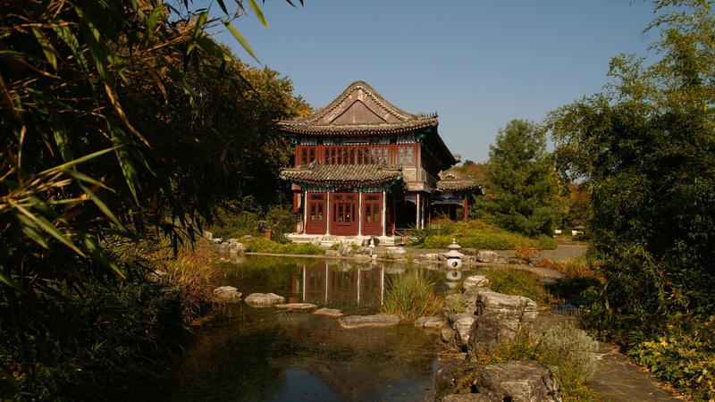 built structure, religion, reflection, architecture, chinahaus, tree, building exterior, 2K, belief, garden, lake, water, day, plant, building, nature