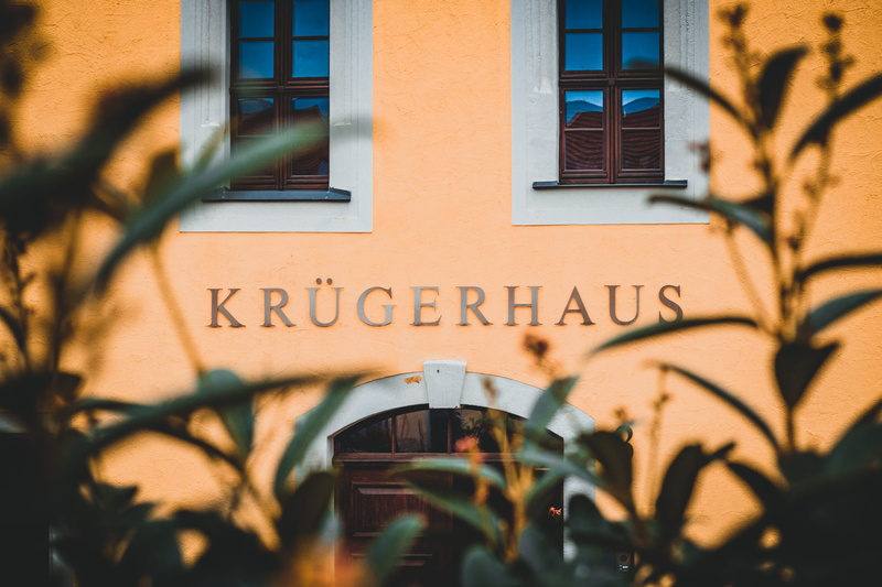 capital letter, plant, church, germany, building, sign, outdoors, kruger house, old, saxony, built structure, close-up, focus on background, facade, communication