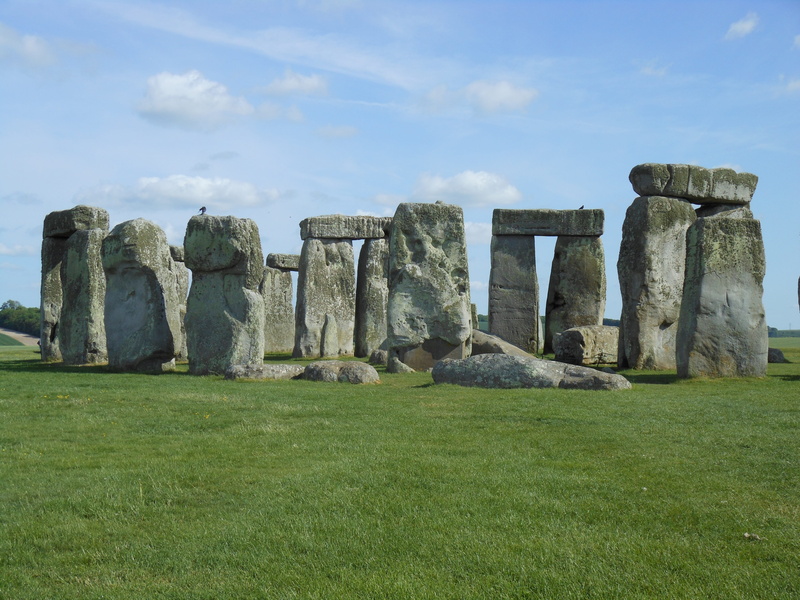 environment, archaeology, no people, historic, ancient, ancient civilization, rock, architecture, history, memorial, grass, nature, green color, travel