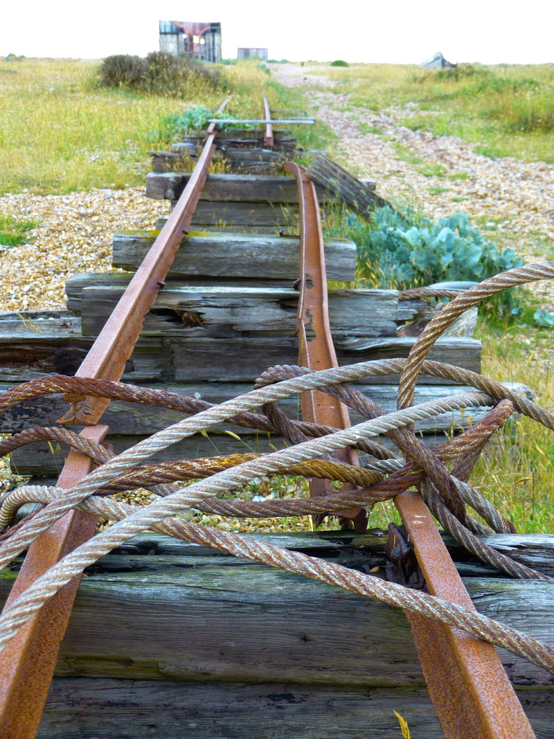 focus on foreground, dungeness, england, old, day, rusty, wood - material, wood, fishing net, land, outdoors, 4K, tranquility, romney marsh, rusted, south beach gland