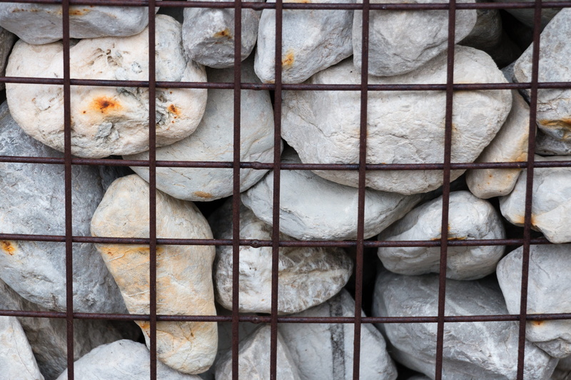 animal, animal themes, large group of objects, grey, domestic, fence, mammal, indoors, grid, rust, one animal, day, texture, directly above, stones, 5K
