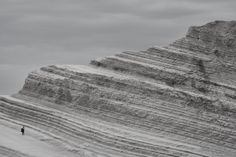 incidental people, people, built structure, travel, beauty in nature, tranquil scene, mountain, rock, 5K, architecture, scenics - nature, day, agrigento