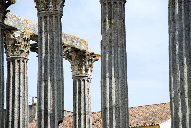 travel destinations, building exterior, built structure, architectural column, weathered, old ruin, old building, day, the past, low angle view, no people