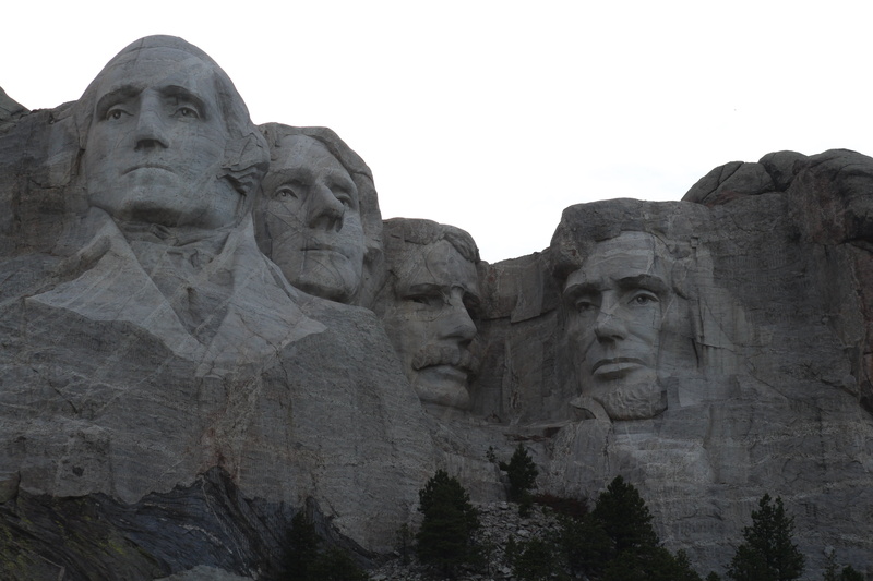 craft, statue, 5K, clear sky, mount rushmore, travel, architecture, archaeology, tourism, travel destinations, human representation, creativity, sky, nature