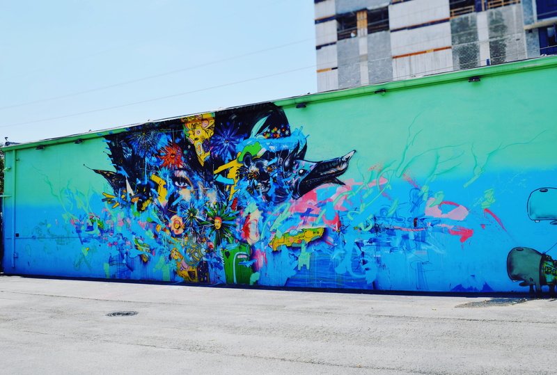 mural, naomitamar, miami, art and craft, built structure, wynwood walls, green, day, sidewalls, architecture, multi colored, painting, no people, vsco