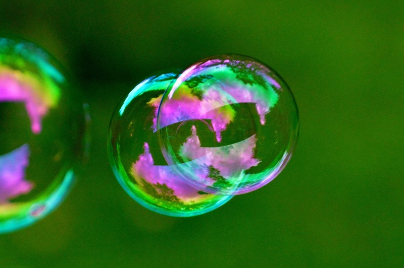 1080P, balls, indoors, green, fragility, no people, nature, bubble, vulnerability, shiny, soap Sud, focus on foreground, multi colored, design, sphere