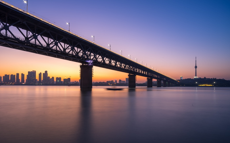 hanyang, 5K, skyscraper, outdoors, sky, wuchang, no people, wuhan yangtze river bridge, dusk, illuminated, river, night, connection, water, concrete, transportation