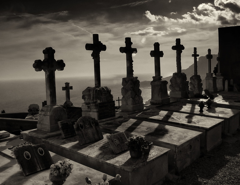 tombstone, belief, outdoors, cemetery, menton, mood, 1080P, spirituality, france, built structure, water, sky, architecture, death, graveyard, history