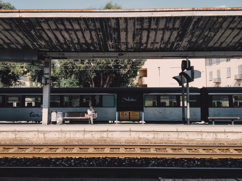 railroad station, lifestyles, transportation, city, day, menton, train, nature, afternoon, public transportation, built structure, people, platform, sitting
