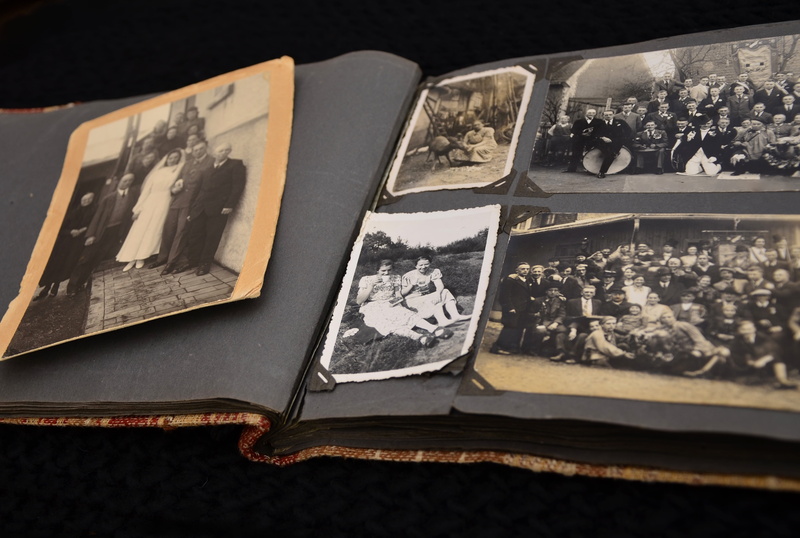 nostalgia, text, still life, no people, container, non-western script, photo, history, the past, close-up, album, high angle view, old, indoors, communication