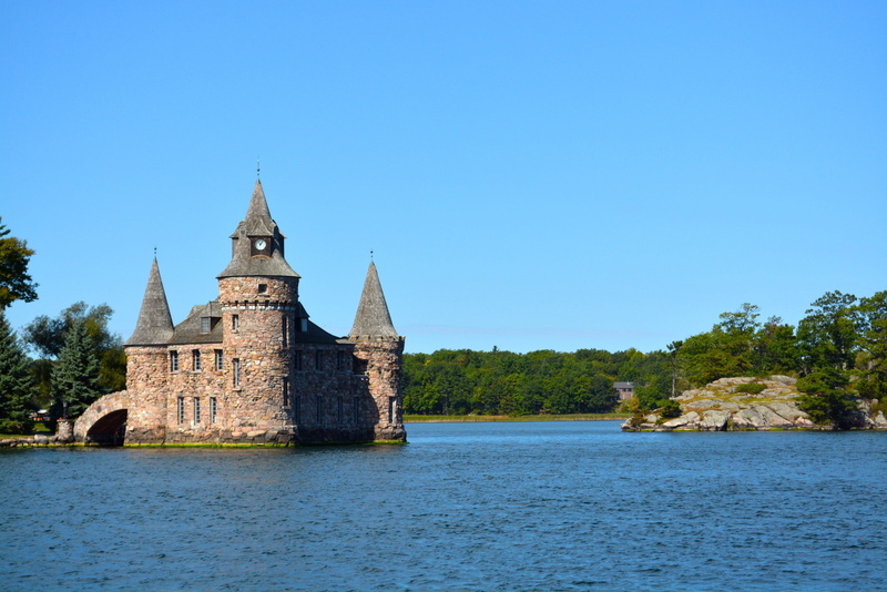 clear sky, no people, sky, history, castle, religion, copy space, newyork, built structure, travel destinations, spire, architecture, 4K, tree, outdoors