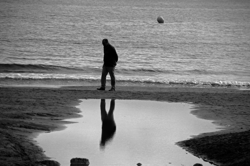 land, silhouette, walking, sport, outdoors, melancholy, water, people, fear, park, drama, shore, sand, rest, trip, standing, full length, sadness, vacations
