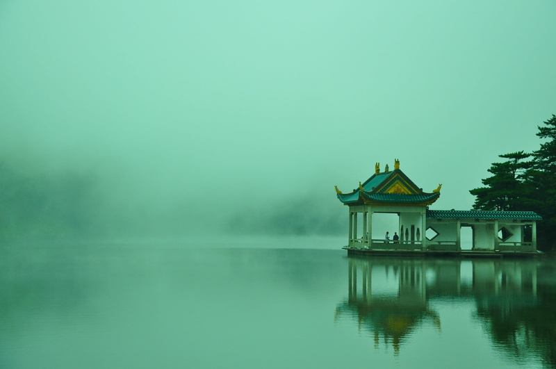 tranquility, building exterior, no people, copy space, architecture, outdoors, china, religion, such as the piano lake, 4K, lake, landscape, pavilion