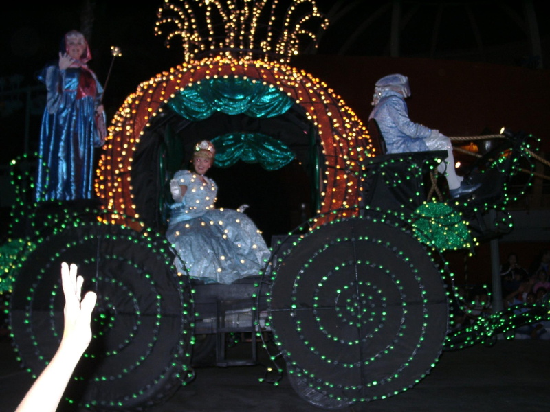 dual screen, park, light parade, disney, parade, dual monitor, animals, 1080P, disney park