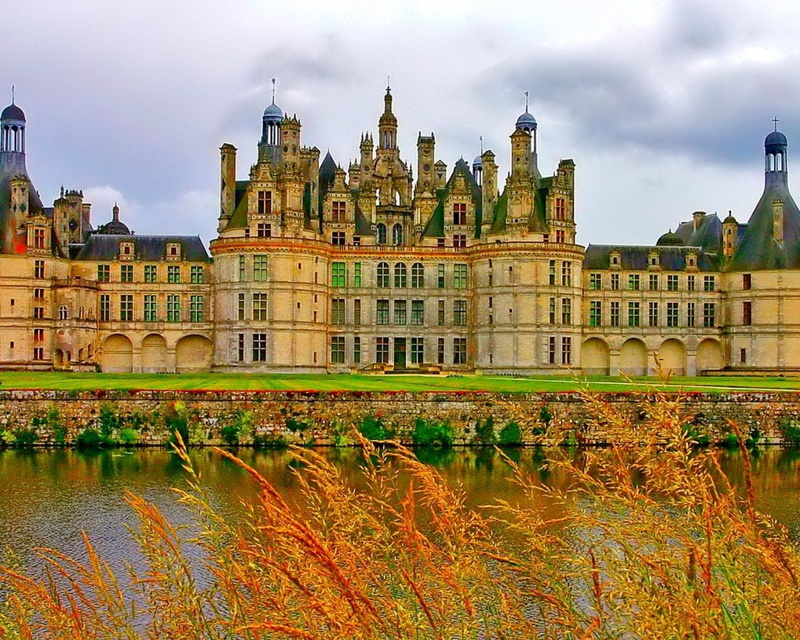 government, architecture, outdoors, water, plant, day, cloud - sky, sky, the past, Château de Chambord, gothic style, travel destinations, Castles, building