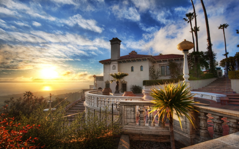 residential district, clouds, city, no people, lens flare, water, house, built structure, 2K, the ocean, beauty in nature, sky, tree, travel destinations