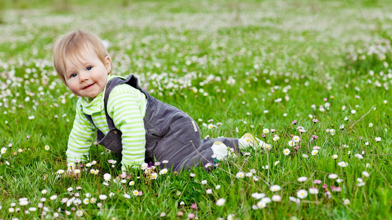 Garden, full length, nature, Joy, Play, Children, one person, Flowers, Child, flower, emotion, portrait, hair, Cute, outdoors, young, baby, blond hair