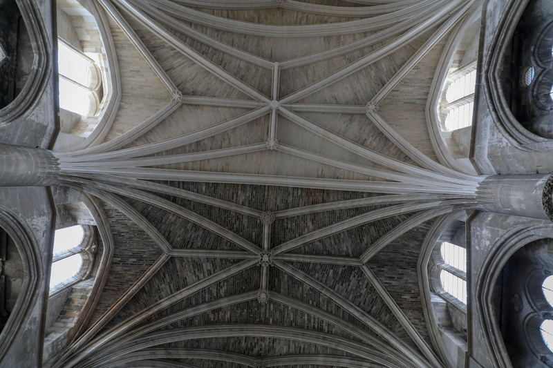 place of worship, 5K, built structure, architectural column, low angle view, architectural feature, pattern, ornate, cathedral, architecture, no people