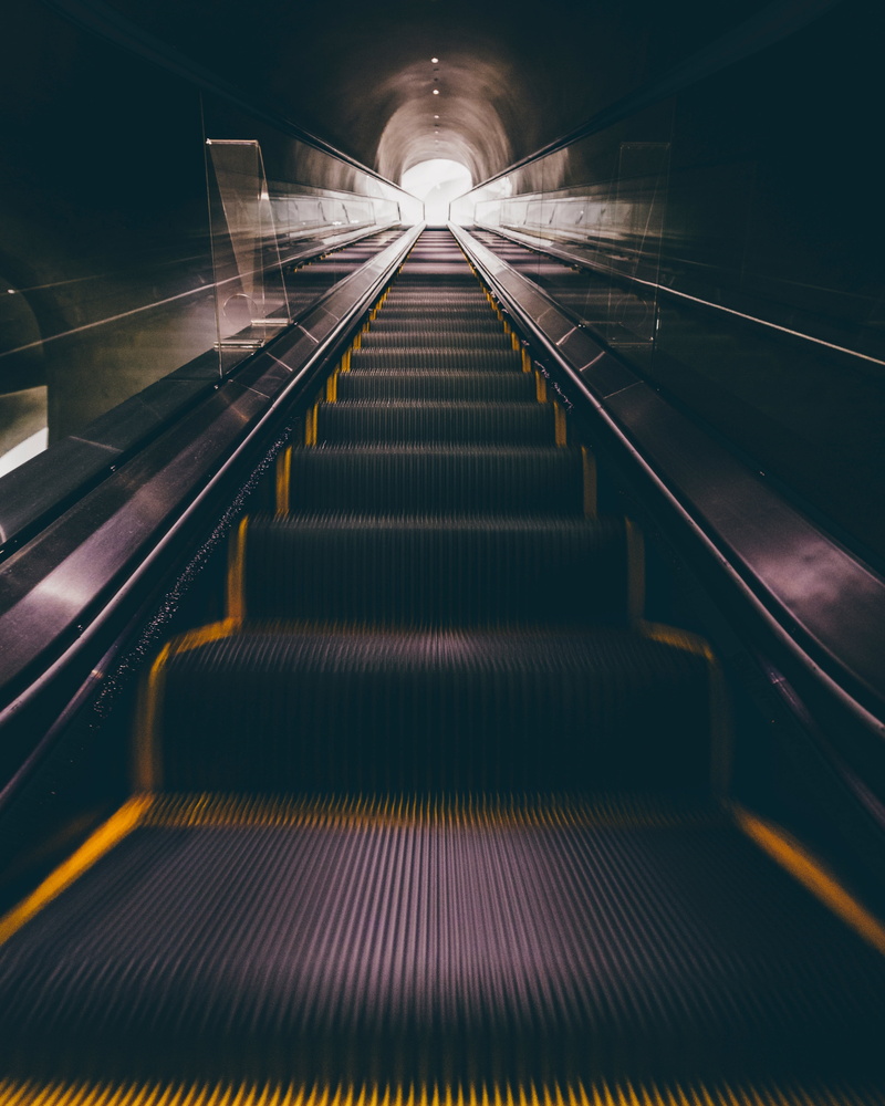 direction, modern, moving walkway, 4K, empty, pattern, built structure, up, carry, elevator, illuminated, down, lift, night, architecture, escalator, steps and staircases