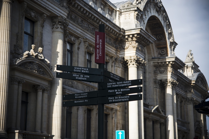 city, day, Belgium, Signpost, outdoors, script, Bruxelles, the past, Brussels, government, communication, low angle view, non-western script, history, architecture