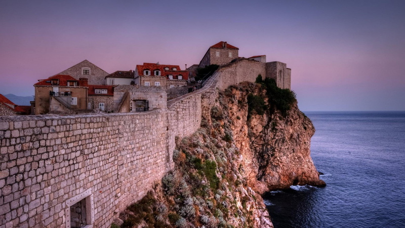 fortress, history, the past, fort, city, tower, landscape, stronghold, wall, built structure, structure, travel, nature, old, medieval, dusk, travel destinations