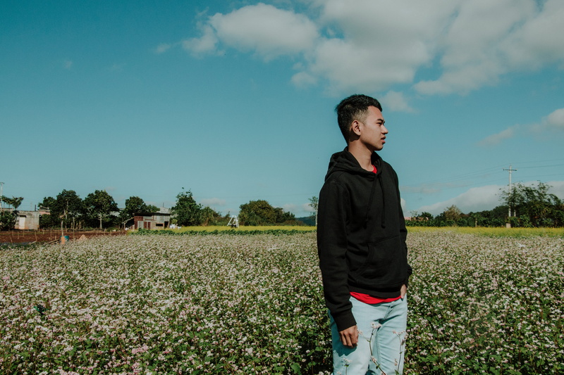 outdoors, cropland, males, lifestyles, child, person, flowers, fashion, plant, growth, wearing, one person, daylight, real people, trees, man, teenager