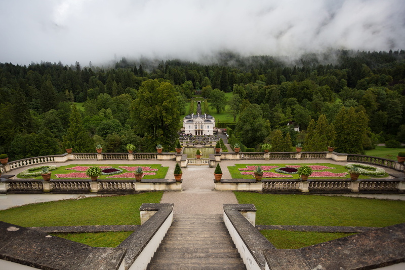 built structure, growth, mountain, ludwig, plant, palace, travel destinations, garden, fountain, architecture, sky, 2K, travel, outdoors, the past, green color