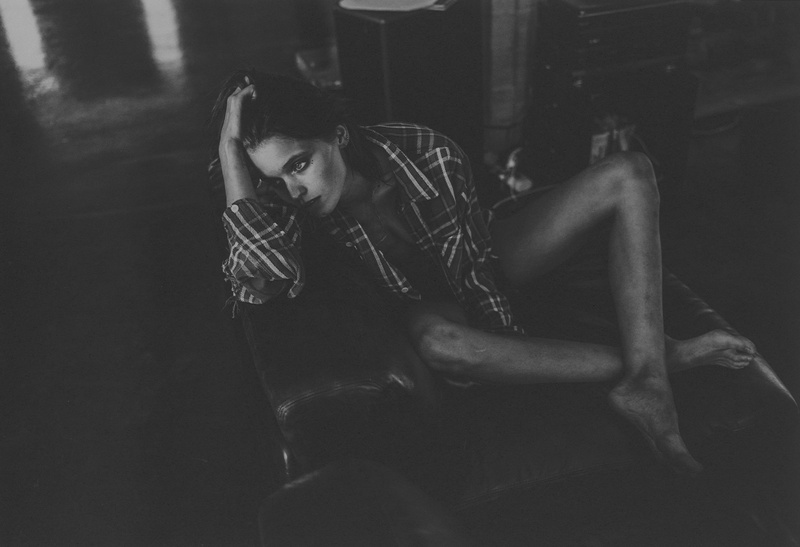 young women, beautiful people, three quarter length, indoors, emotion, actress, contemplation, mid adult, Abbey Lee Kershaw, model, adult, dark, women