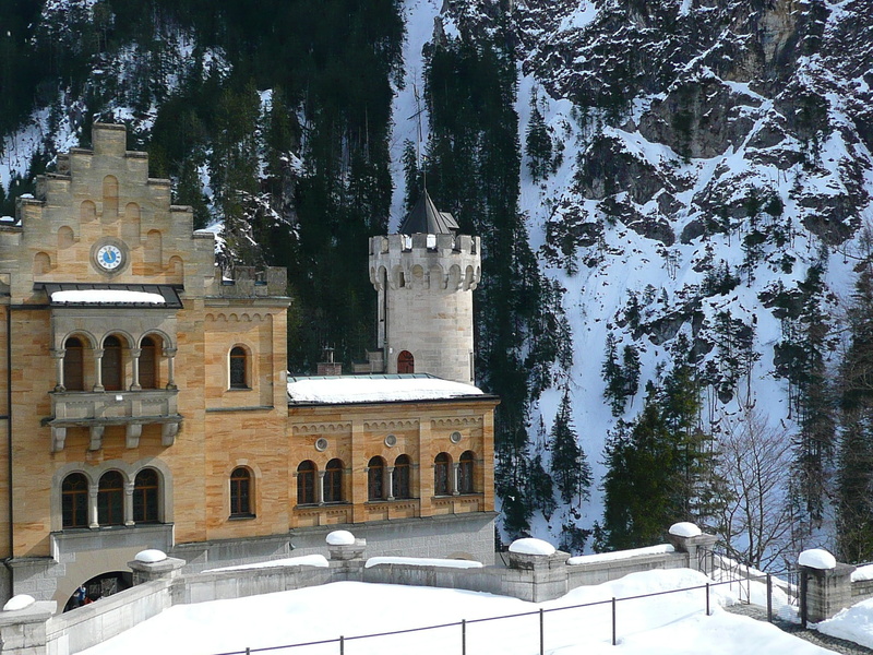 white color, romanesque revival style, plant, tourist attraction, king ludwig the second, snowing, winter, Closed, outdoors, 1080P, building, no people