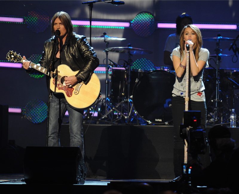 music, arts culture and entertainment, billy ray cyrus, miley cyrus, performance, 2K, entertainers, group of people, microphone, rock musician, playing